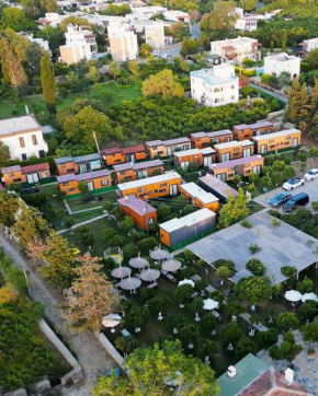 miya garden tiny house